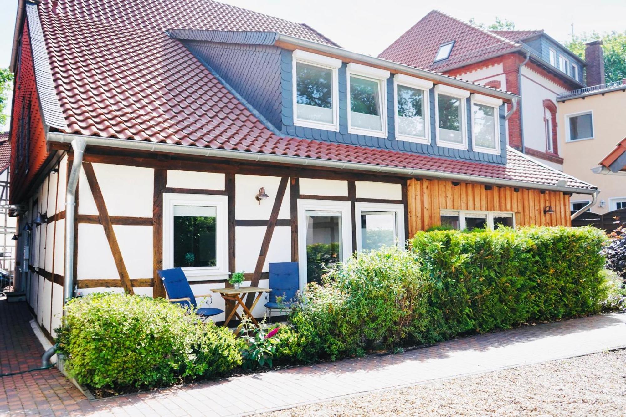 Altstadt Apartment II - Terrasse- Waschmaschine- Parkplatz Wolfsbourg Extérieur photo